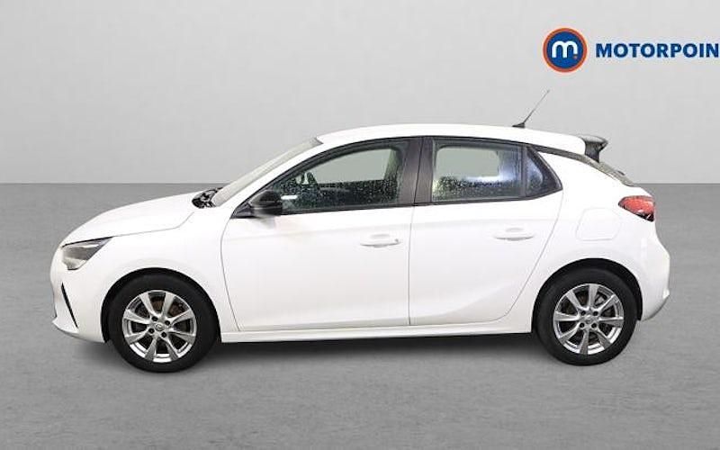 Used Vauxhall Corsa Design Edition 101 HP (74 kW) 2023 White Hatchback