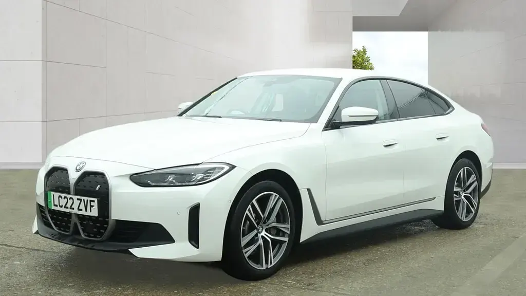 Used BMW i4 Sport Line 250 kW (340 HP) 2022 White Sedan