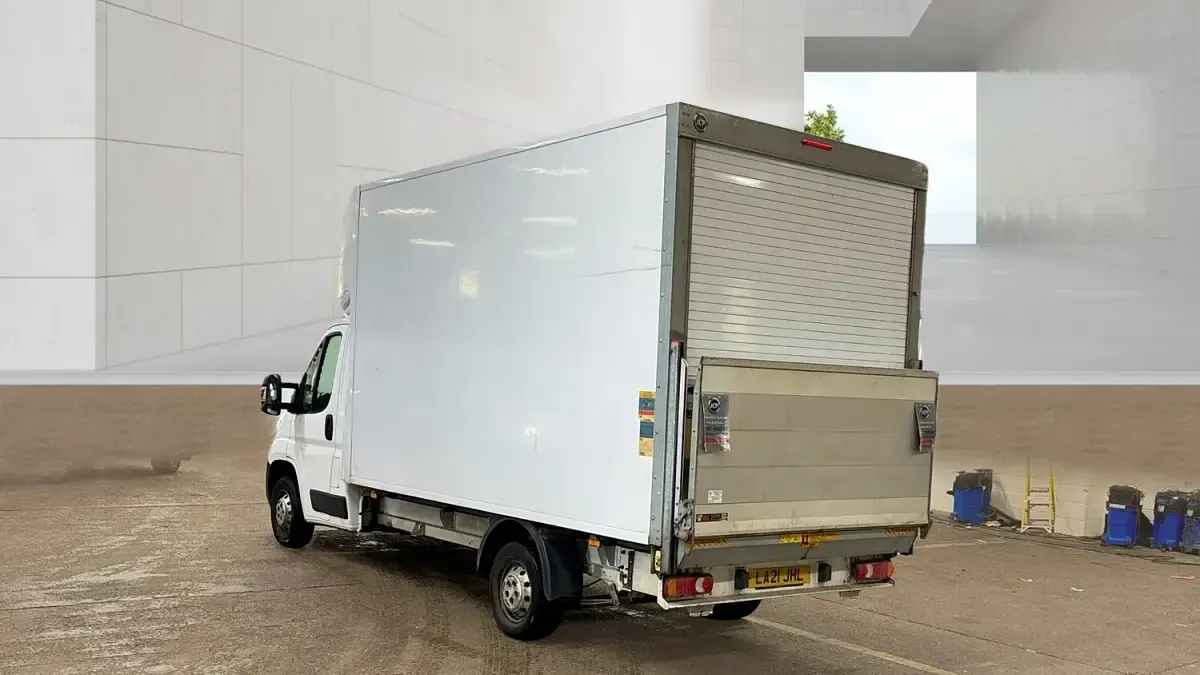 Used Citroën Relay 140 HP (102 kW) 2021 White Van