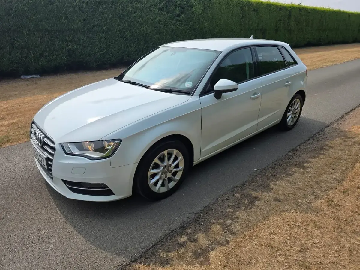Used Audi A3 Design 2013 White Hatchback