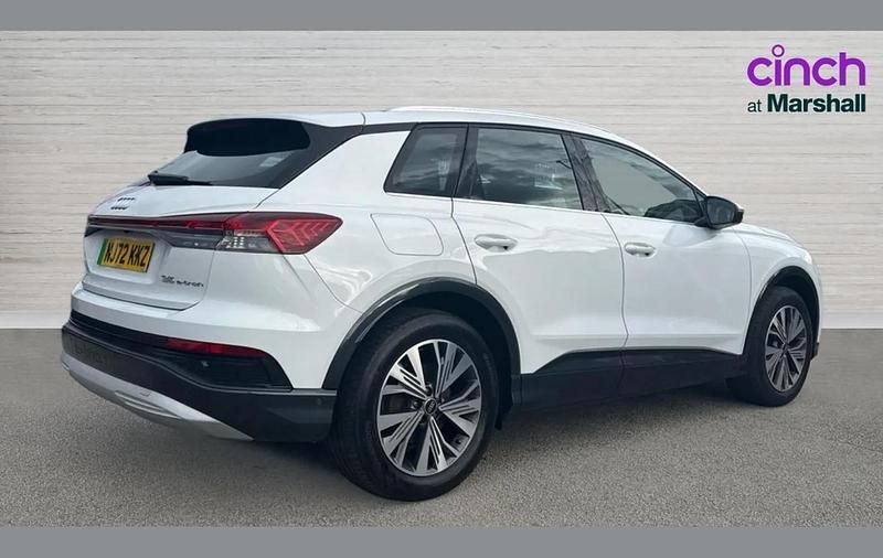 Used Audi Q4 e-tron Sport 125 kW (170 HP) 2022 White SUV