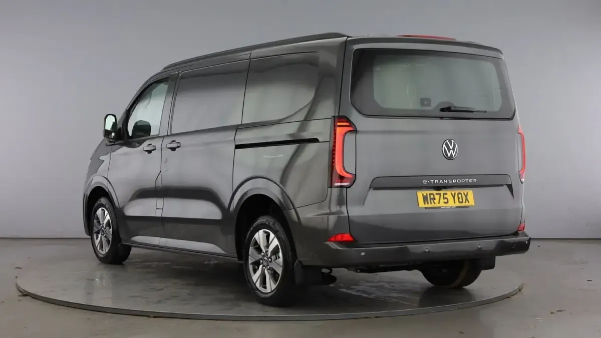 Used VW Transporter Pro 160 kW (218 HP) 2025 Grey Van