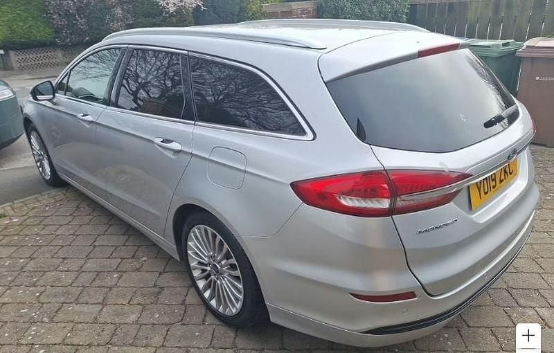 Used Ford Mondeo Titanium 150 HP (110 kW) 2019 Silver Estate