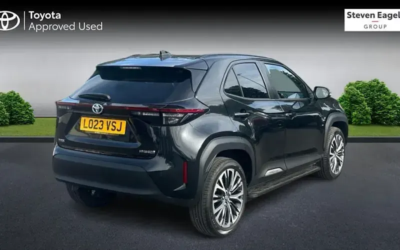 Used Toyota Yaris Hybrid 116 HP (85 kW) 2025 Estate