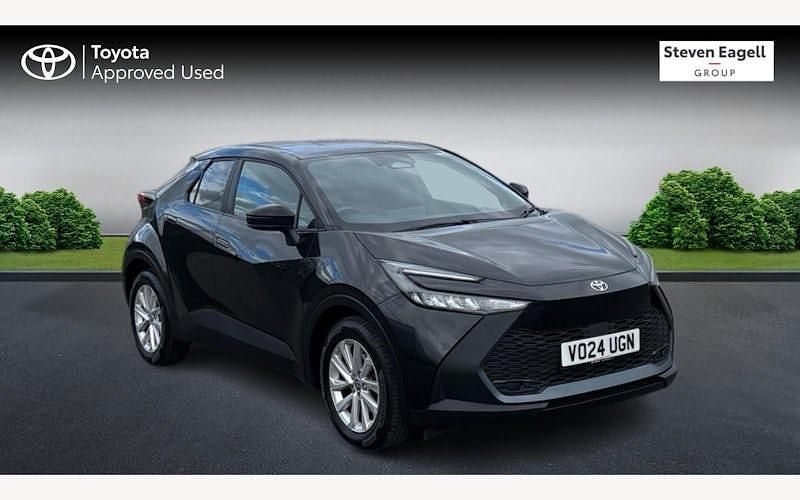 Used Toyota C-HR 140 HP (102 kW) 2026 SUV