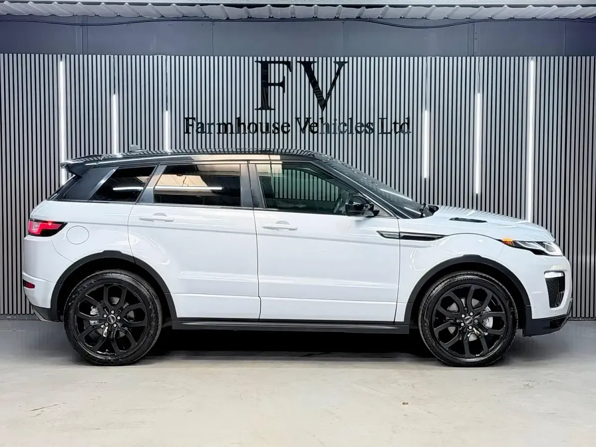 Used Land Rover Range Rover evoque HSE Dynamic 2015 White Estate