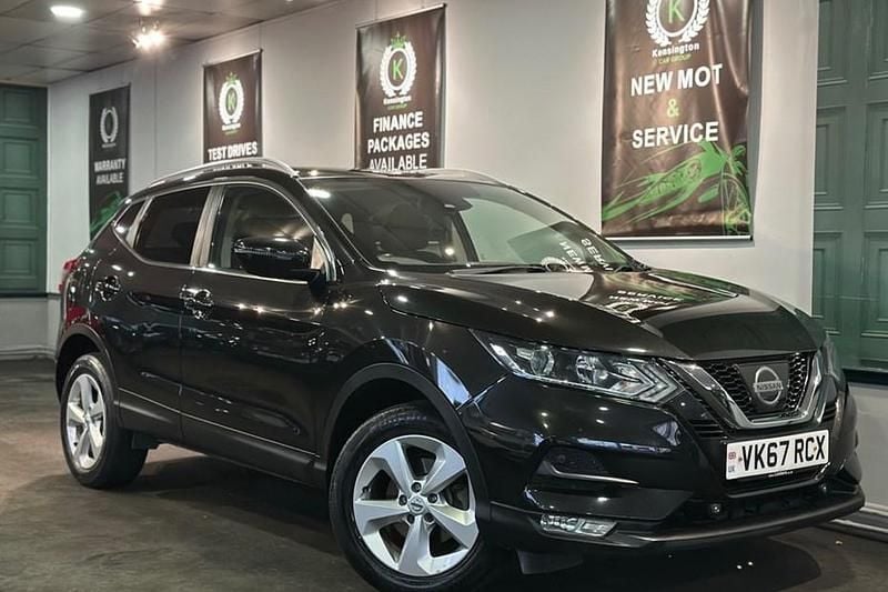 Black Used 2017 Nissan Qashqai Acenta SUV | £8,490 (Good price) - Image 1/1