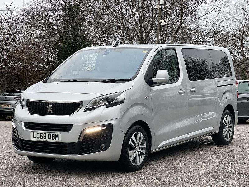 Used Peugeot Traveller Allure 175 HP (128 kW) 2019 Grey MPV