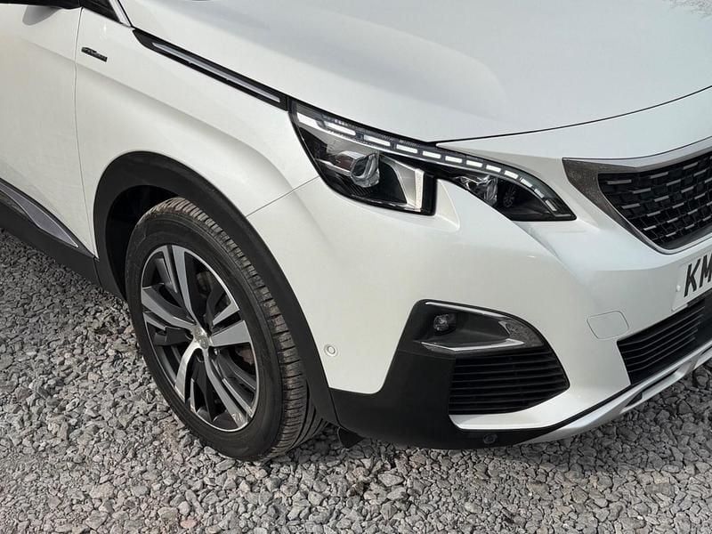 Używany Peugeot 5008 GT-line 118 KM (86 kW) 2017 Biały Hatchback