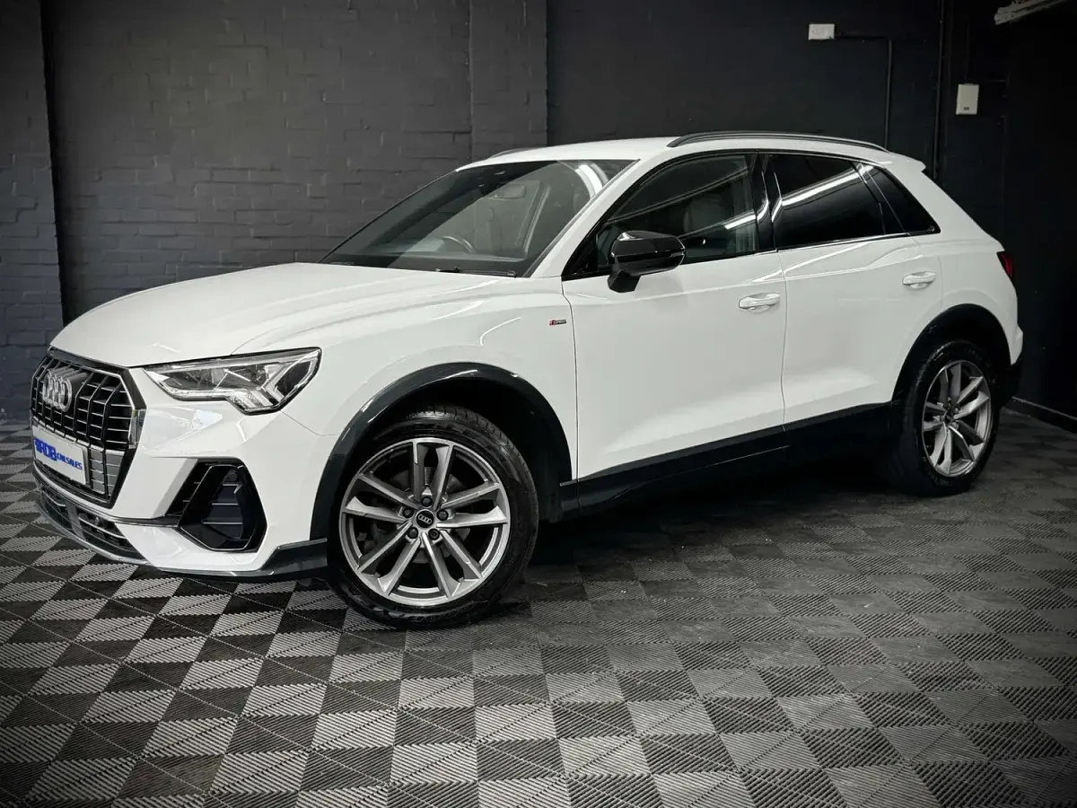 Used Audi Q3 Black Edition 150 HP (110 kW) 2022 White SUV
