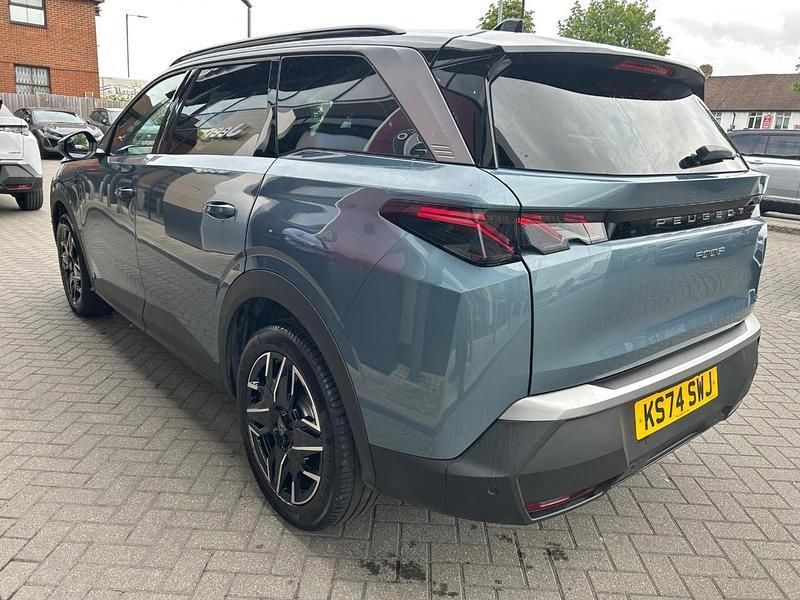 Blue Used 2024 Peugeot 5008 GT MPV | £32,995 (Expensive) - Image 1/4