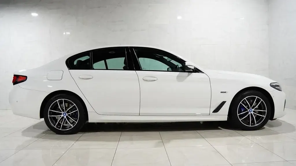 Used BMW 530e M Sport 2022 White Sedan