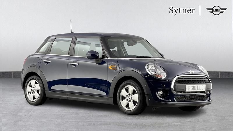 Used Mini ONE Hatch 101 HP (74 kW) 2016 Blue Hatchback