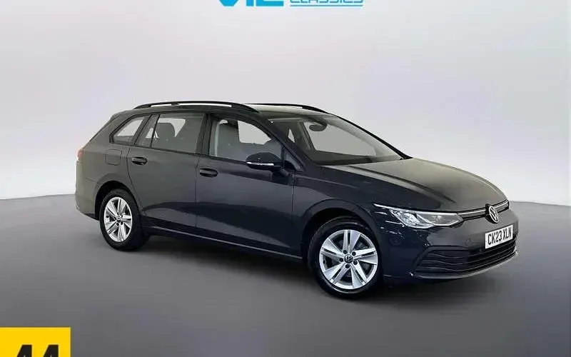 Usado VW Golf VIII Life 150 HP (110 kW) 2023 Carrinha
