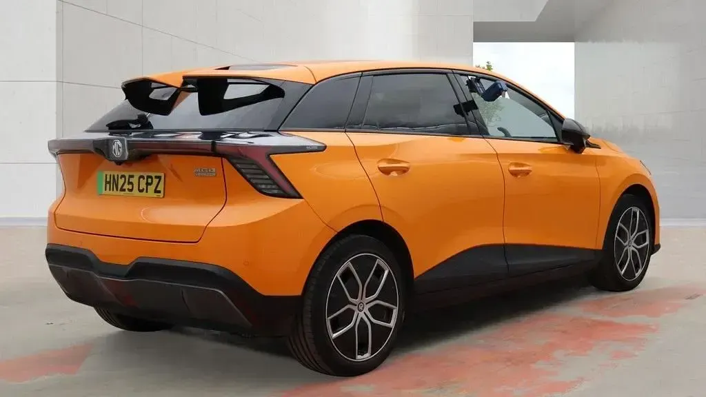 Used MG MG4 EV Trophy 63 kW (87 HP) 2025 Orange Hatchback