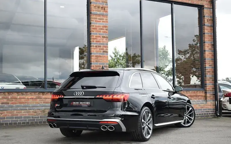 Used Audi S4 Sport 341 HP (250 kW) 2021 Black Estate
