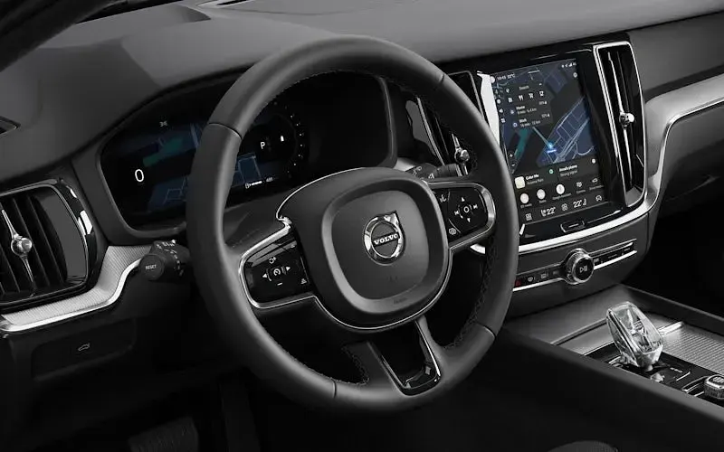 New Volvo V60 Plus 197 HP (144 kW) 2026 Estate