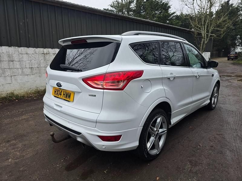 Usado Ford Kuga Titanium X 150 HP (110 kW) 2014 Branco SUV