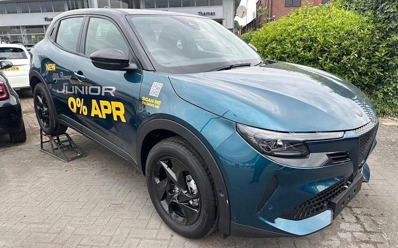 Used 2024 Alfa Romeo GT Junior Hatchback | £26,995 (Fair price) - Image 1/4