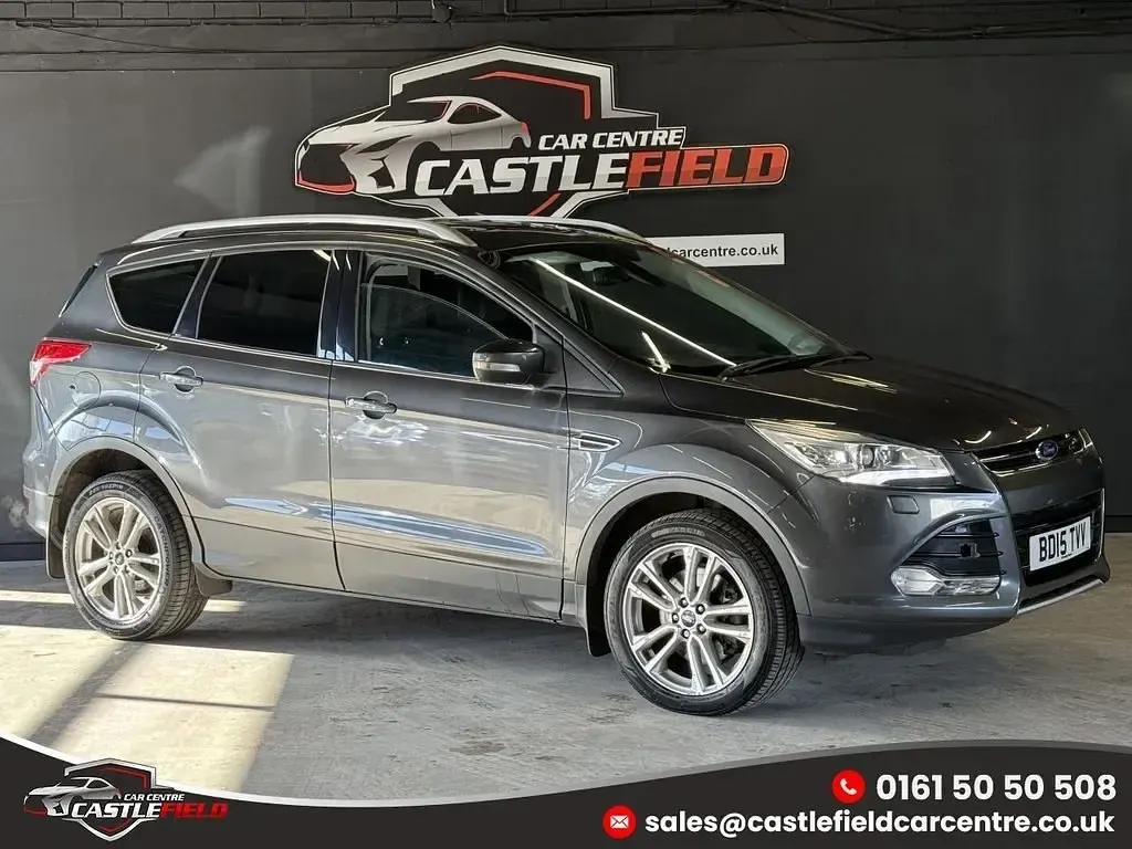 Usado Ford Kuga Titanium X 180 HP (132 kW) 2015 Prateado SUV