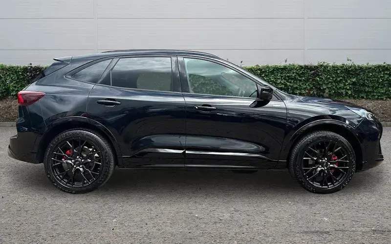 Used Ford Kuga ST-Line X 242 HP (177 kW) 2025 Black SUV