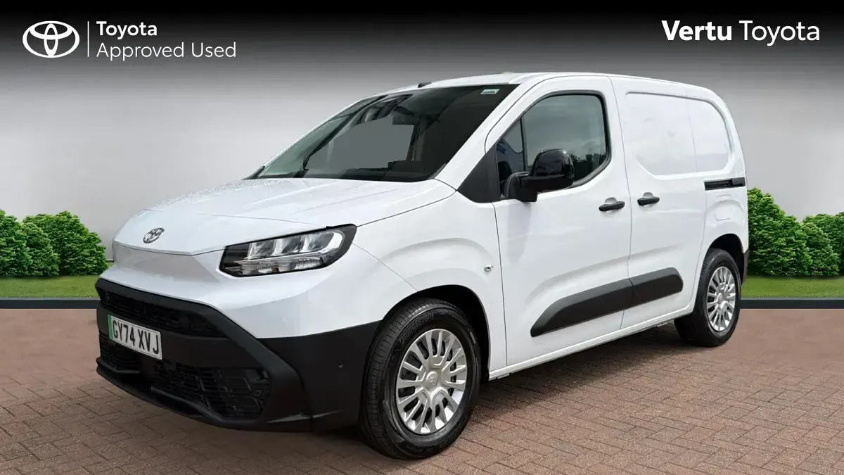 Used Toyota Proace City City 100 kW (136 HP) 2024 MPV