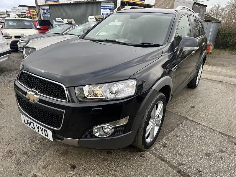 Black Used 2013 Chevrolet Captiva LTZ SUV | £4,995 (A bit pricey) - Image 1/4