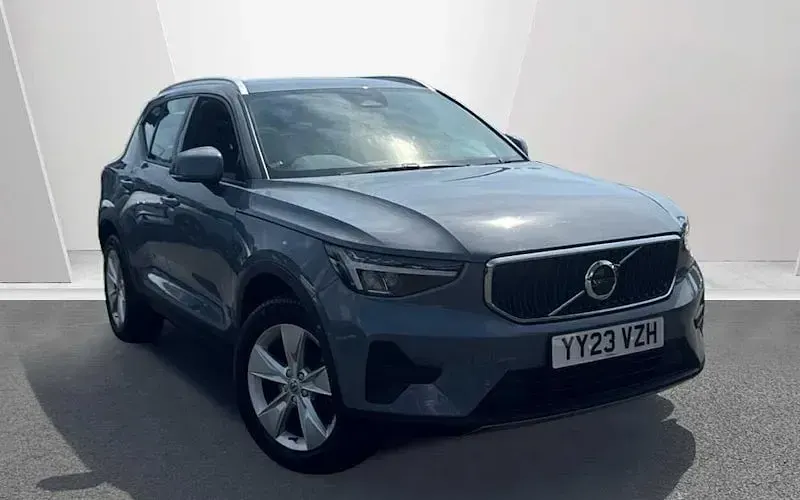 Used Volvo XC40 Core 163 HP (119 kW) 2023 SUV