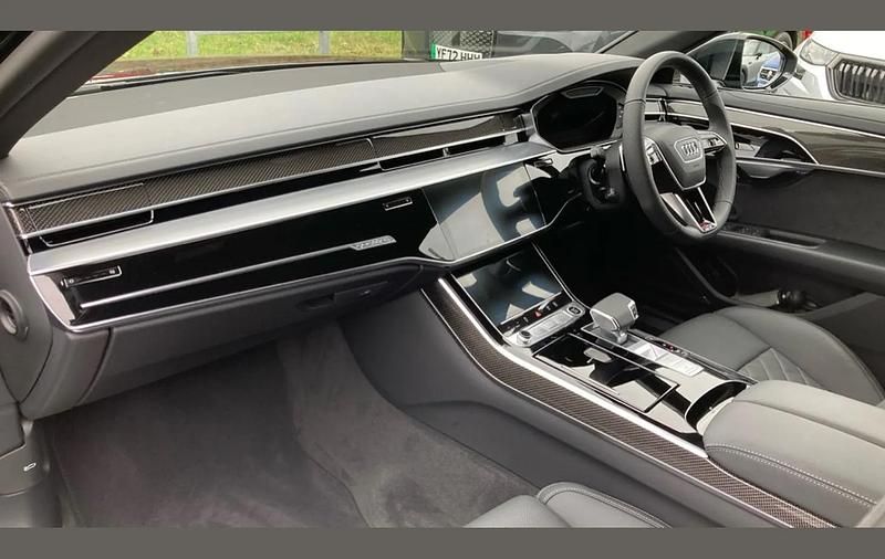 New Audi A8 Black Edition 286 HP (210 kW) 2025 Black Sedan