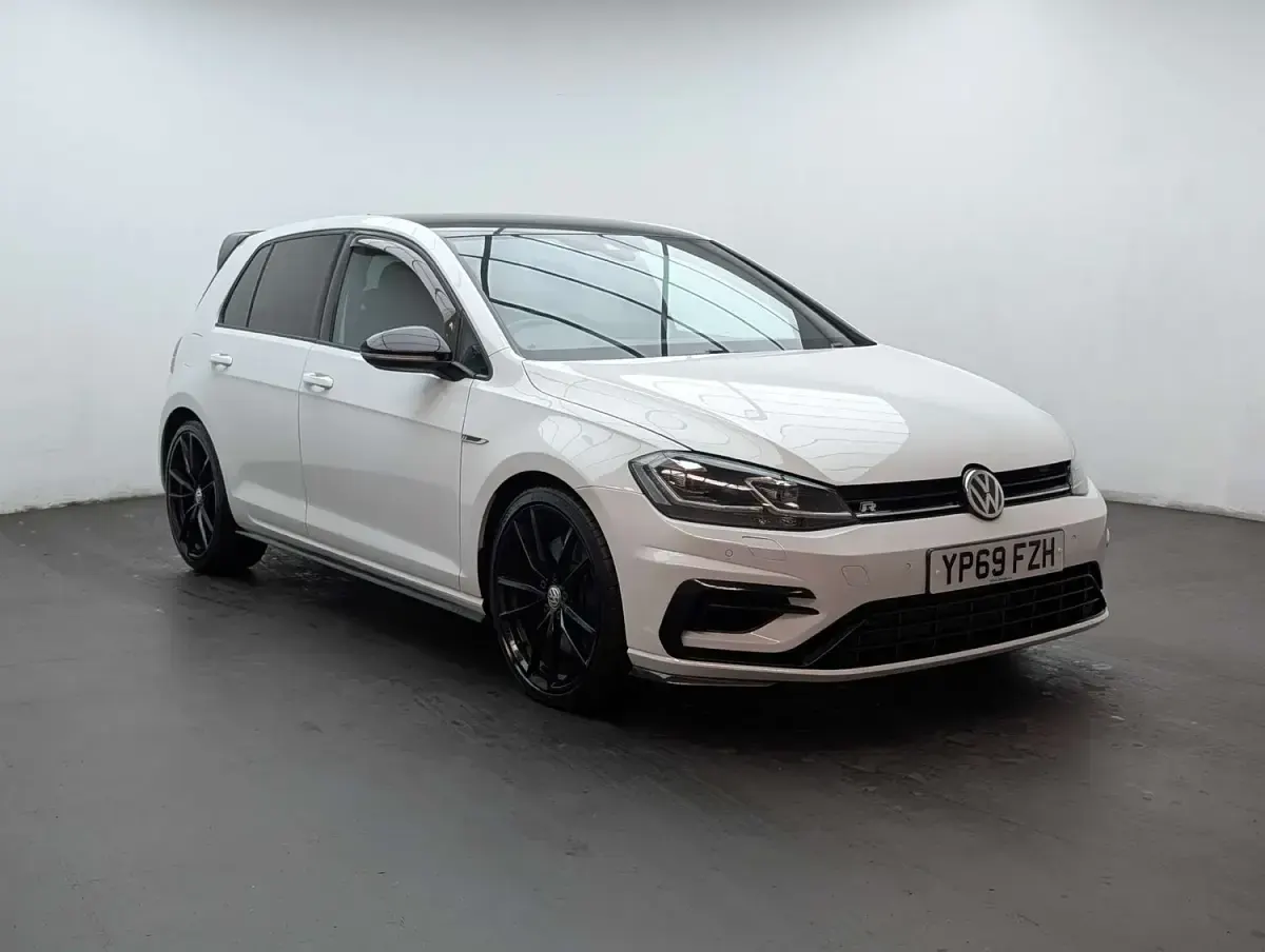 Used VW Golf VII R 300 HP (220 kW) 2019 White Hatchback