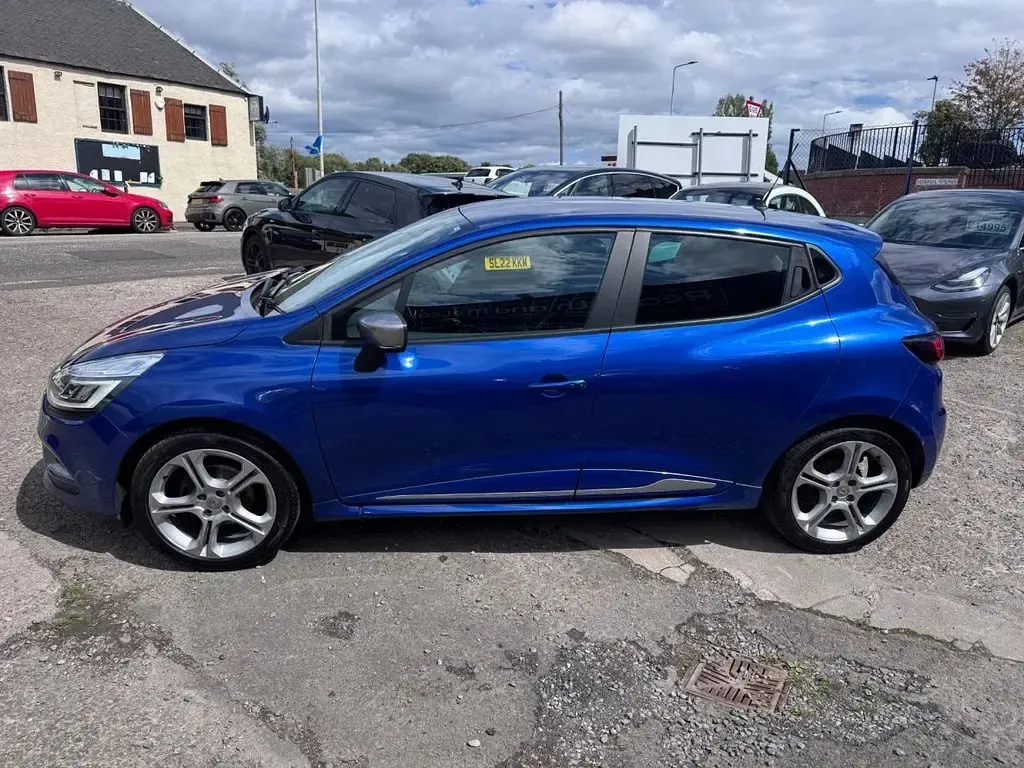 Used Renault Clio GT-Line 90 HP (66 kW) 2019 Blue Hatchback