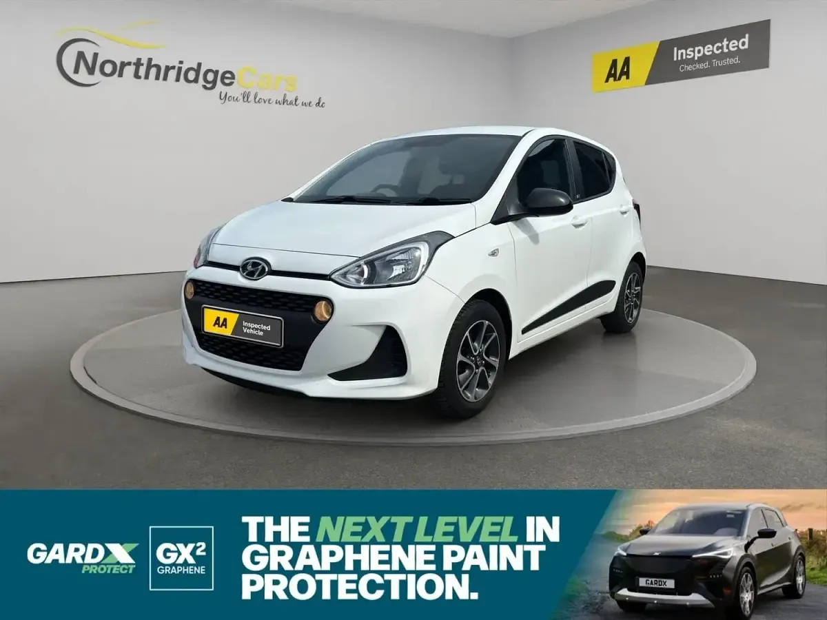 Used Hyundai i10 GO! 67 HP (49 kW) 2018 White Hatchback