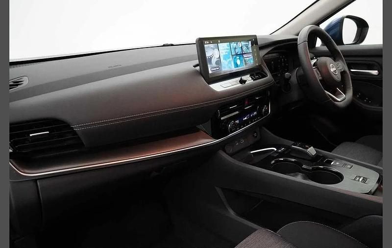 New Nissan X-Trail N-Connecta 213 HP (156 kW) 2025 Blue SUV