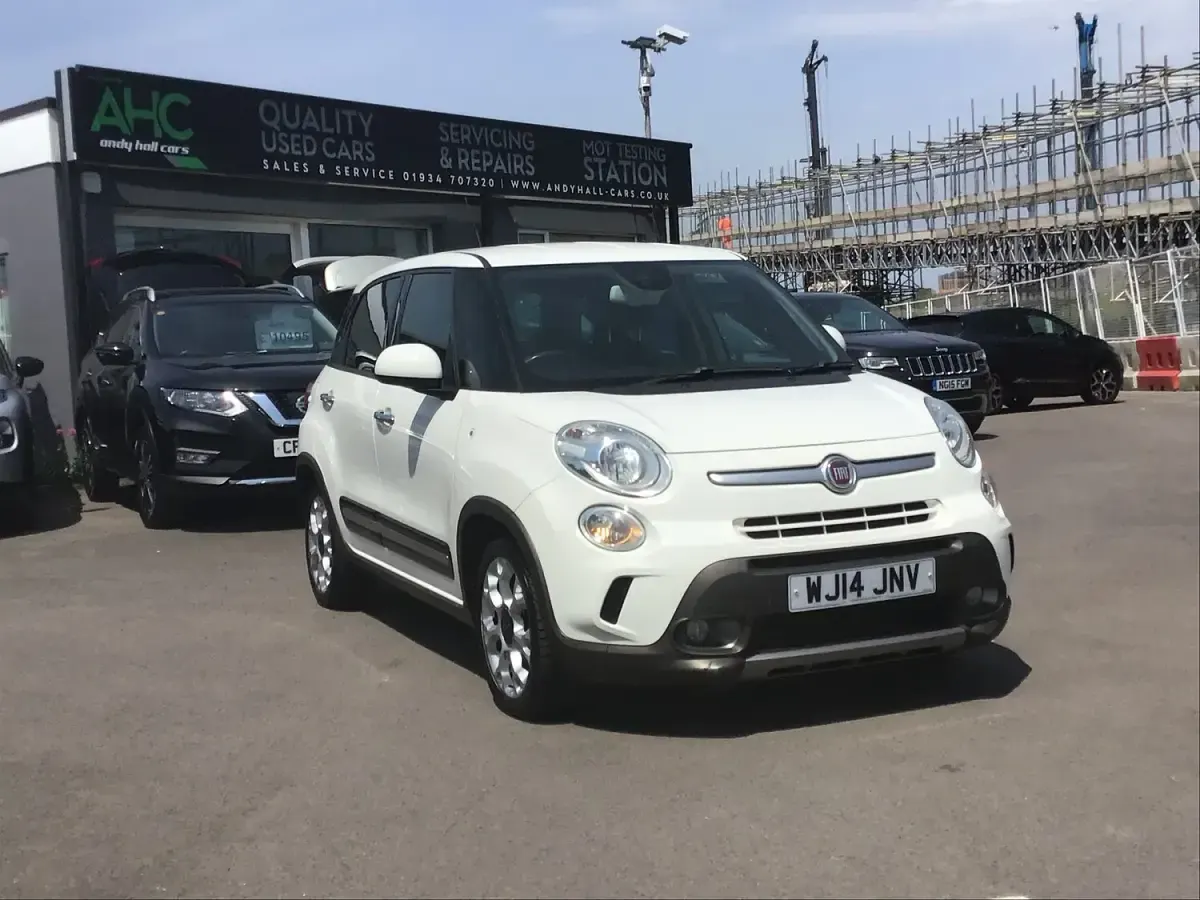 Used Fiat 500L Trekking 105 HP (77 kW) 2014 White MPV