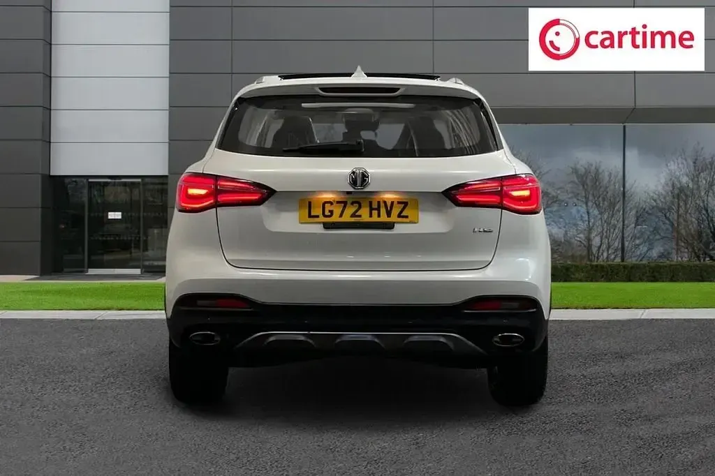 Używany MG HS Exclusive 162 KM (119 kW) 2022 Biały SUV