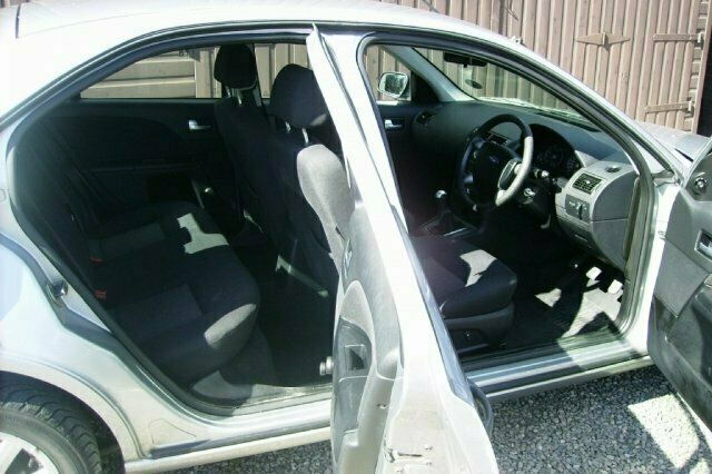 Used Ford Mondeo 2004 Hatchback