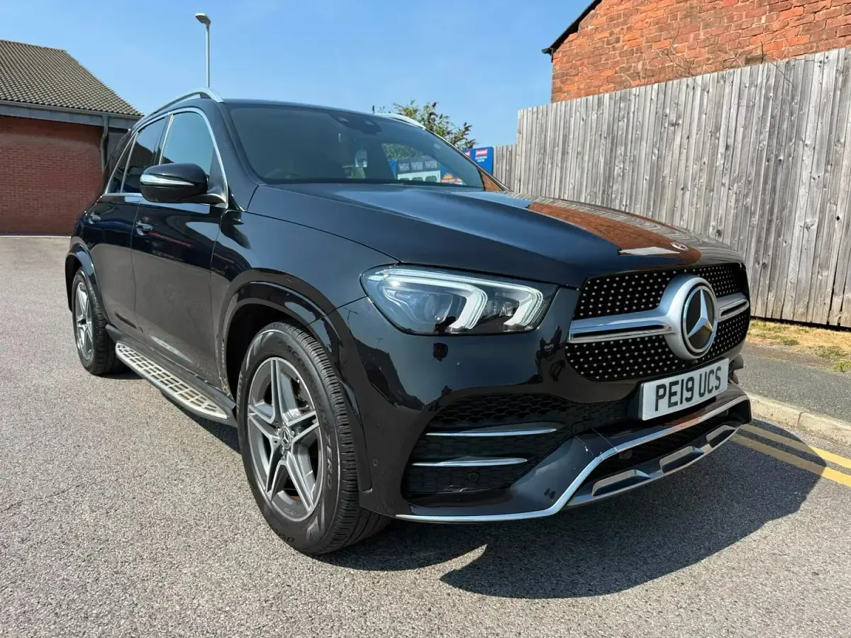 Used Mercedes GLE300 AMG Line Premium 245 HP (180 kW) 2019 Black SUV