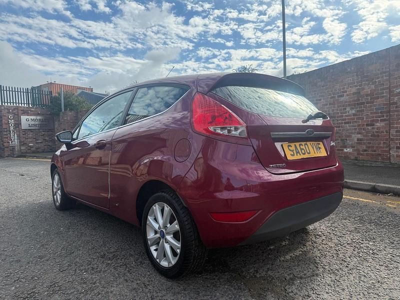 Used Ford Fiesta Zetec 2011 Red Hatchback