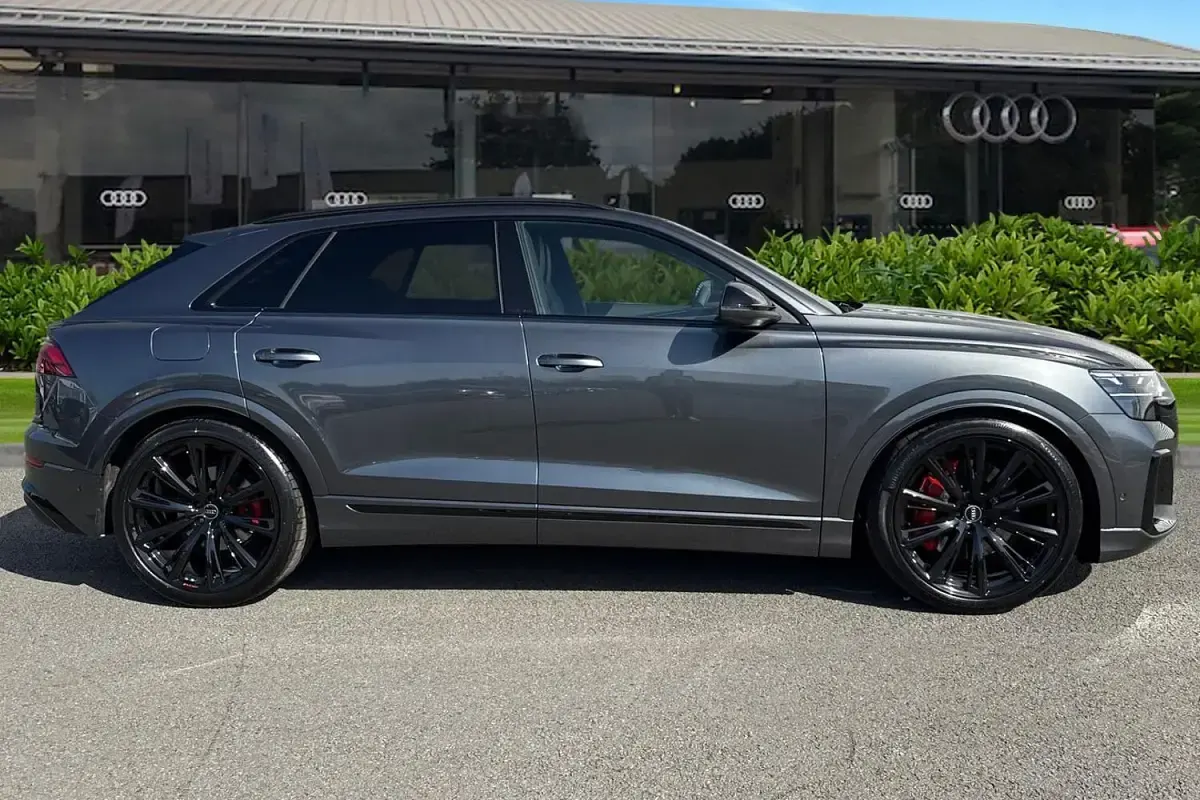 Ny Audi SQ8 Black Edition 507 HK (372 kW) 2026 Grå SUV