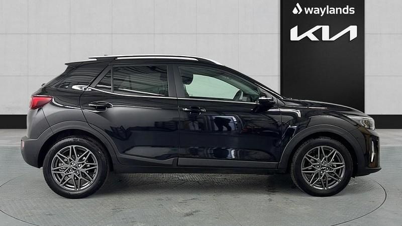 Used Kia Stonic 2024 Black SUV