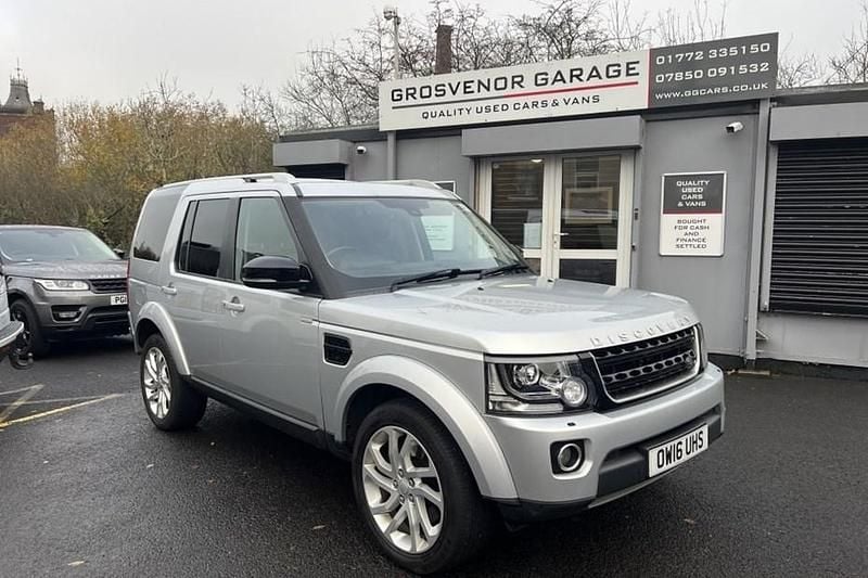 Used Land Rover Discovery 4 Landmark 256 HP (188 kW) 2016 Silver SUV