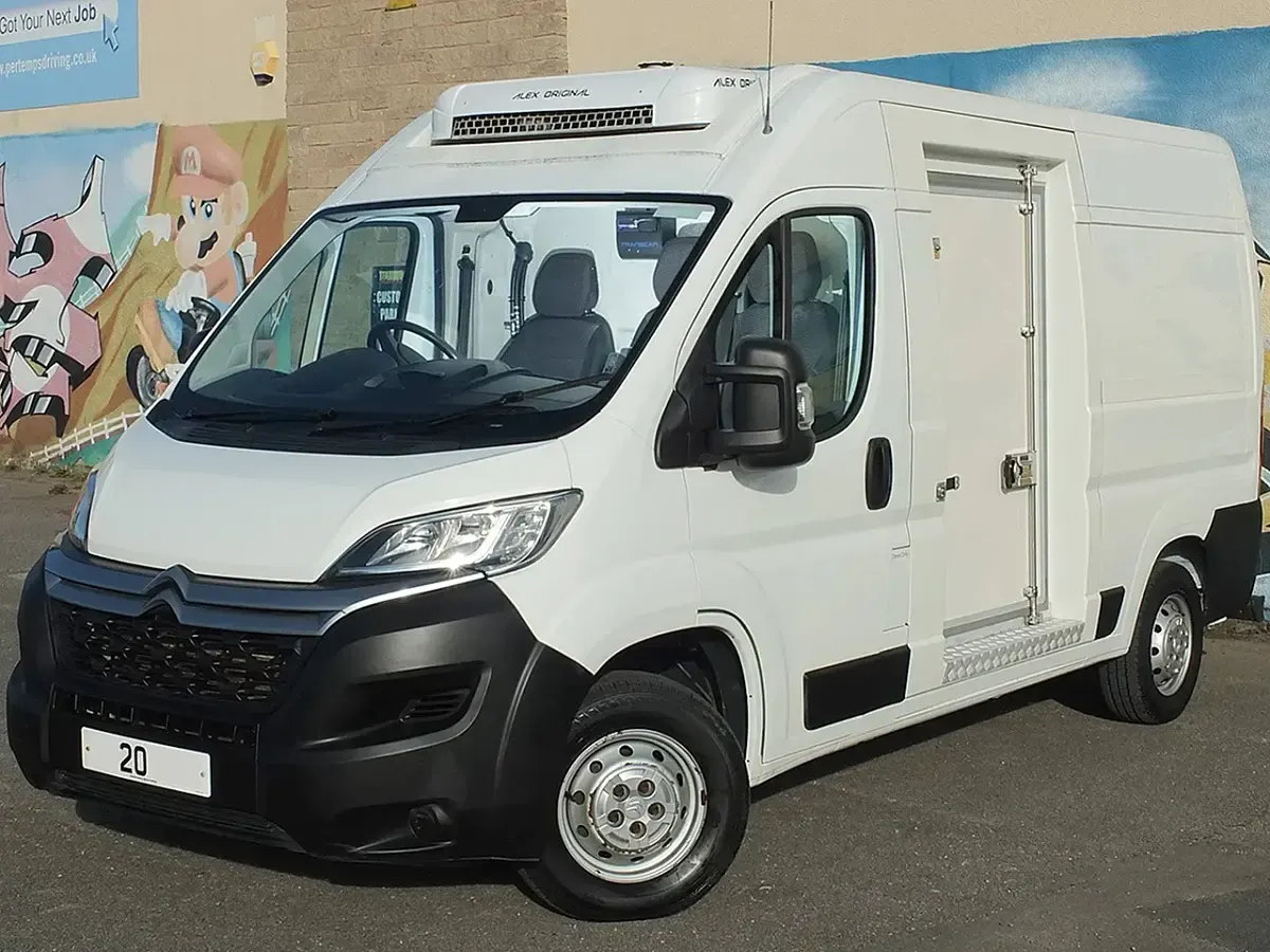Used Citroën Relay 140 HP (102 kW) 2020 White Van