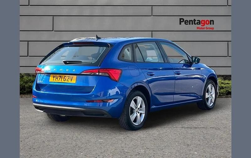 Used Skoda Scala SE 108 HP (79 kW) 2021 Blue Hatchback