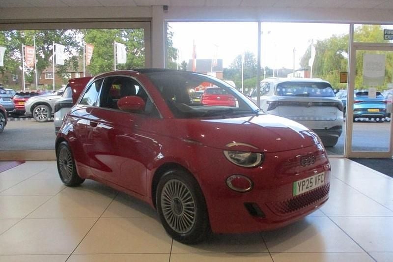 New 2025 Fiat 500e Red Cabriolet | £19,995 (Good price) - Image 1/1