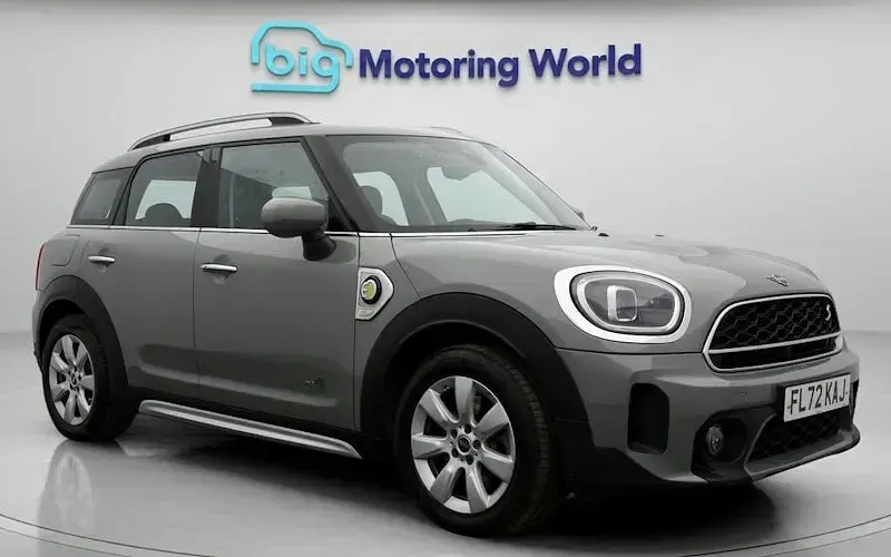Używany Mini Cooper S Classic 220 KM (161 kW) 2022 Hatchback