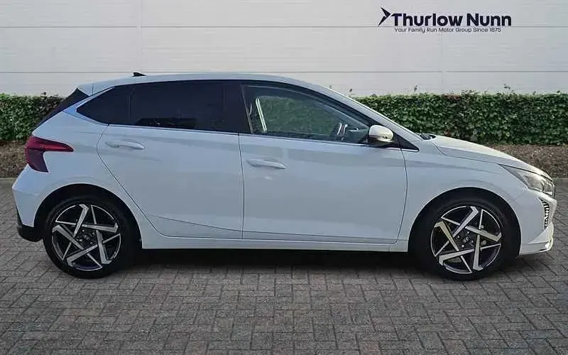 New Hyundai i20 Premium 101 HP (74 kW) 2026 Hatchback