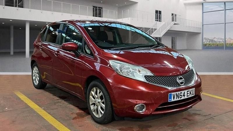 Used Nissan Note Acenta Premium 90 HP (66 kW) 2014 Red MPV