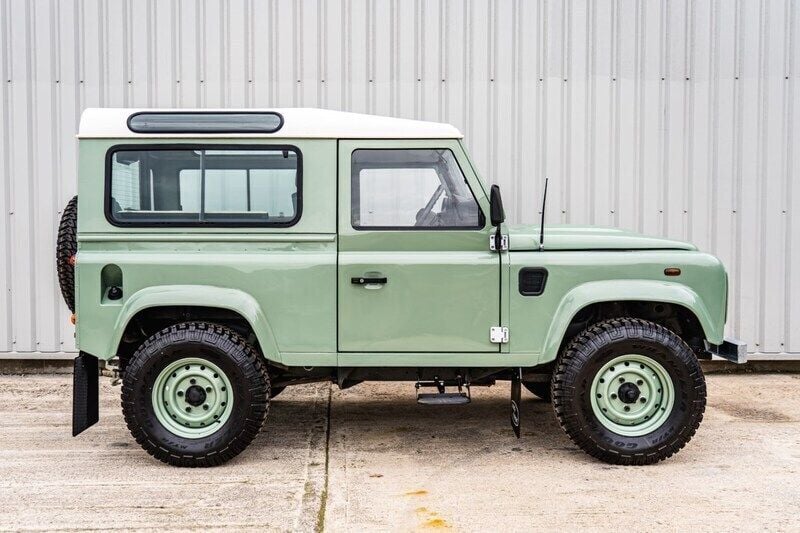 Used Land Rover Defender Heritage 2010 Blue SUV