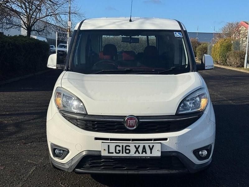 Begagnad Fiat Doblò Active 2016 Vit Minibuss