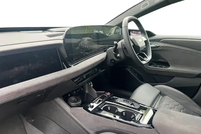 Used Audi A6 e-tron Comfort 369 kW (503 HP) 2025 Magnet grey Estate